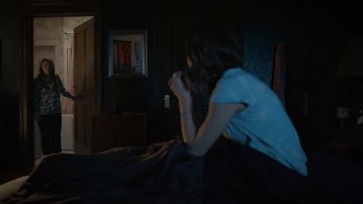 Mom? You okay? - Evil