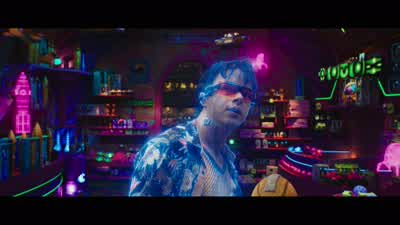 - Mommy? - Da. - Valerian and the City of a Thousand Planets
