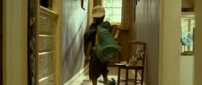 Mommy! Lookit! Mmm... It's too early, baby. Is it a earthquake? Woman: Not even a four pointer. Go b - Independence Day