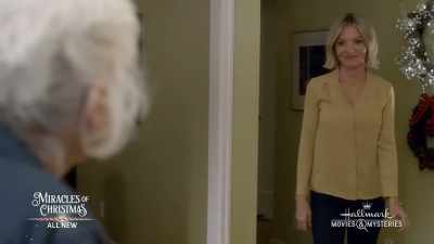 Mommy says - Debbie Macomber's A Mrs. Miracle Christmas