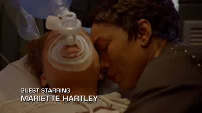 Mommy's right here, baby. - 9-1-1