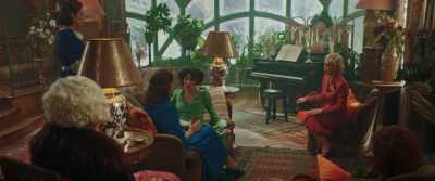 Mon dieu. - 7 Women and a Murder