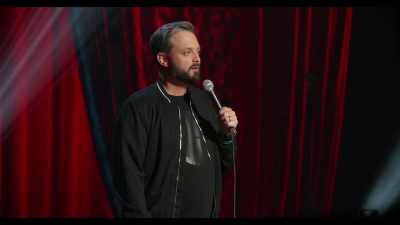 Mon tout premier souvenir
date de mes cinq ans. - Nate Bargatze: The Tennessee Kid