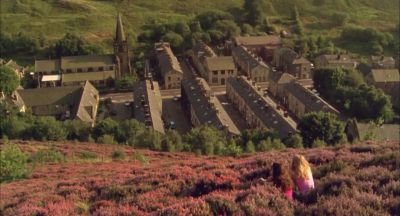 Mona I don't feel I'm in me own town - My Summer of Love