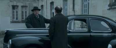 Monceau,
it's not far from Batignolles. - Maigret