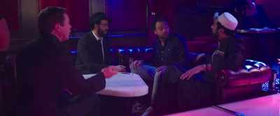 Moncef, please. The room.
-Yes, the room. - Coexister