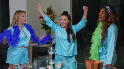 - * Money can't buy you class * - The Real Housewives Ultimate Girls Trip