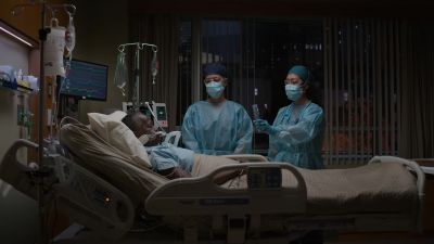 (MONITOR BEEPING) - The Good Doctor