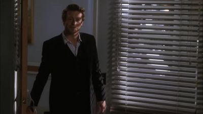 (monitor beeping steadily) - The Mentalist