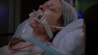 [monitor beeping steadily] - Chicago Med