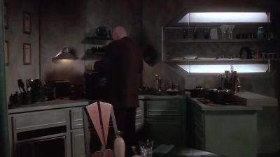 Monitor on. - Babylon 5