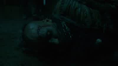 - Monroe, watch the entrance. - The 100