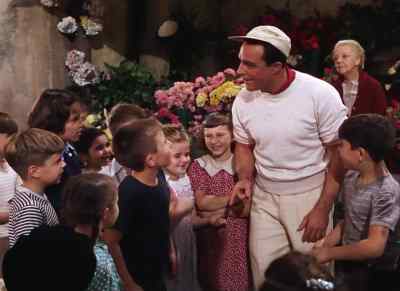 "Monsieur le" wise guy. - An American in Paris