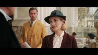 - Monsieur Maxim de Winter?
- Oui. - Rebecca