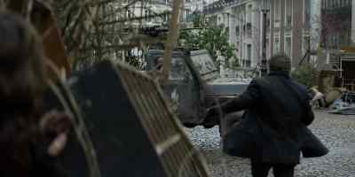 - Monsieur!
- No. - The Walking Dead: Daryl Dixon