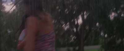 [Moonee] Come here. - The Florida Project