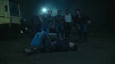 -Moose, are you okay?
-(GROANS) - Riverdale
