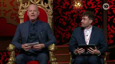More comedians opening bags - Taskmaster