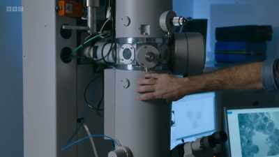 More lenses here magnify the image
thousands of times. - Secrets of Size: Atoms to Supergalaxies