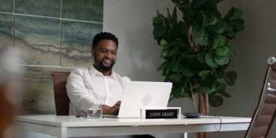 More meetings
with Hollywood vultures - For the Love of Jason
