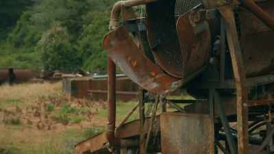 More sluice in. - Gold Rush: Parker's Trail