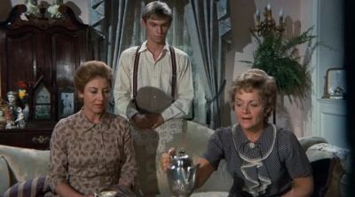 -More tea?
-No, thank you. - The Waltons
