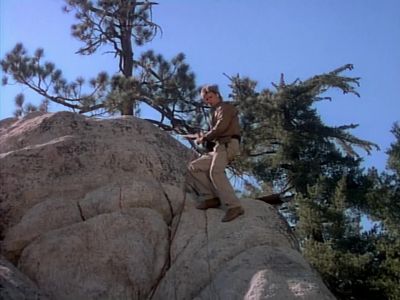 More walls and... - MacGyver
