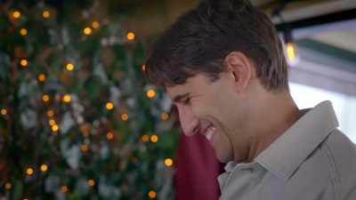 - More? You want more?
- (BOTH LAUGH) - Eat, Love, London