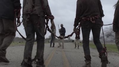 Morgan, we got the engines running. - Fear the Walking Dead