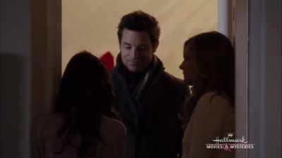 Morgan, Julian.
Julian, Morgan. - Christmas Encore