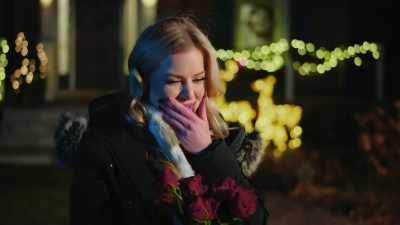 Morgan, will you make me the
happiest man in the world? - A Merry Single Christmas