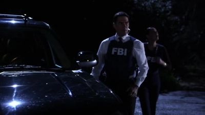 Morgan, you and JJ
take the back. - Criminal Minds