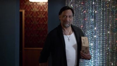Morning, gentlemen. How can I help you? - Sons of Anarchy