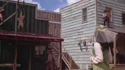 Morning, Miss Tracey. - Charro!