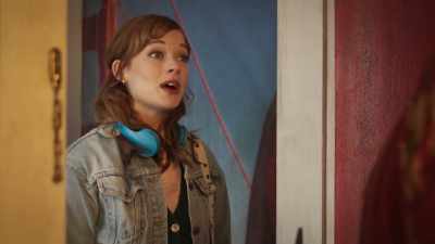 Morning. Quick question.
Do you always - Zoey's Extraordinary Playlist
