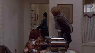 - Morning.
- Sorry, I couldn't get a cab. - 40 Carats