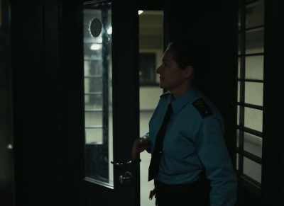 - Morning.
- Yeah, yeah, morning. - Sons