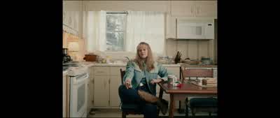 Most people's impression of meUmThat I'm a real personYou know I never apologized for growing up poor or being a redneckWhich is what I amUm you know and it's a sportwhere the friggin' judges want you to be this old timey versionof what a woman's supposed - I, Tonya