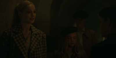 Mother, this is christopher,
cathy, corey and carrie. - Flowers in the Attic: The Origin