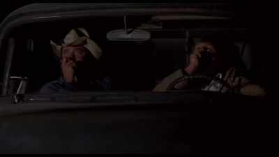 - [Mother] Last week, we were having a sing-along night - Barbie & Kendra Crash Joe Bob's Drive-In Jamboree!