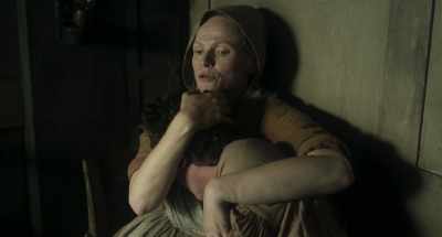 - Mother's here.
- (CONTINUES SOBBING) - Peterloo