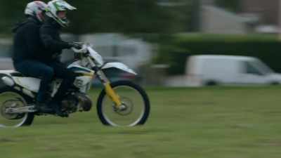 (motorbike engine rumbling)
(tense music) - The Drowning