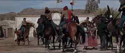 Mount up. Come on, just fall in.
Get in there. - Major Dundee