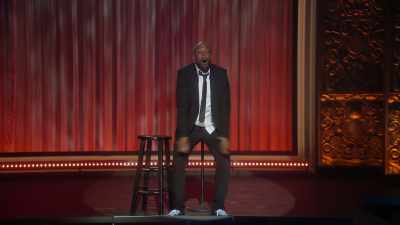 [mouthing words - Marlon Wayans Presents: The Headliners
