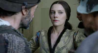 Move aside, Madonna.
We don't want to hurt you. - Medici: Masters of Florence