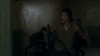 - Move! - Daryl! I got it. - The Walking Dead