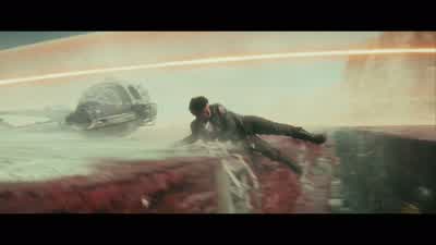 Move! Go, go! Quick! SOLDIER 6: Let's go, let's go! - Star Wars: The Last Jedi
