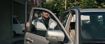 Move your goddamn car! - The Roundup: No Way Out