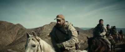 Move your head,
it shifts your weight - 12 Strong