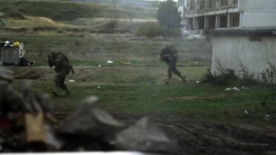 Move in! Move in! Hustle! Hustle! - Sniper: Legacy